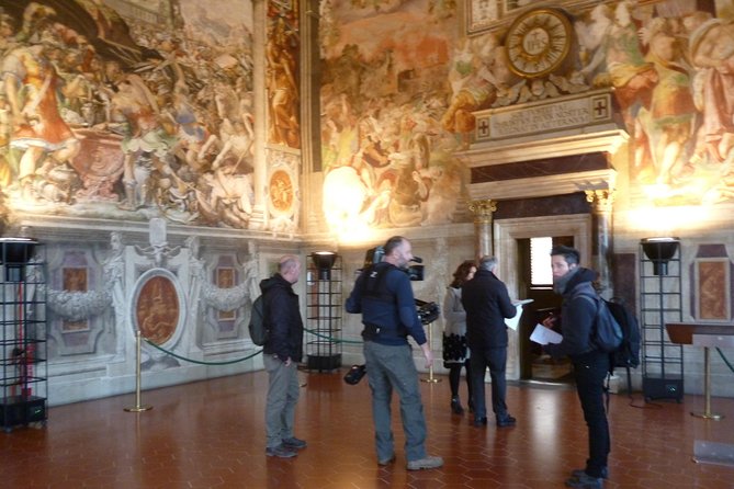 Private Guided Tour of Palazzo Vecchio in Florence - Donatello and Michelangelo: Seeing the Names in Space