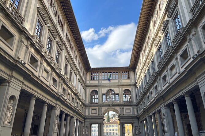 Private Guided Visit of Florence Santa Maria Novella Basilica and its Officina Profumo Farmaceutica - Officina Profumo Farmaceutica: from monastery remedies to perfumes