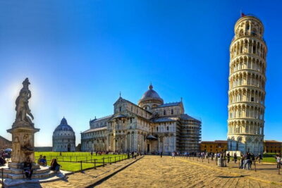 Private half day trip to Pisa, from Florence - The Mercedes ride: Wi-Fi, A/C, and a driver who keeps things moving