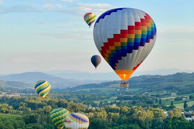 Private Hot Air Balloon ride in Tuscany countryside from Chianti - Sunrise takes the pressure off your “where should we go” problem