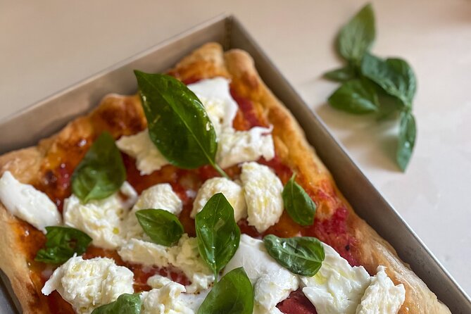Private Italian Chef service in Tuscany - Your 4 courses: from focaccia to dessert fruit tart