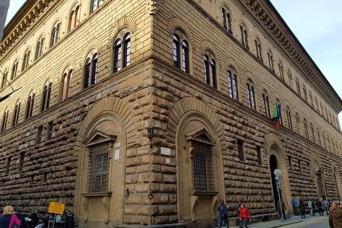 Private Medici Walking Tour – Discover Florence’s Royal Past - Why this tour works: a political story you can walk