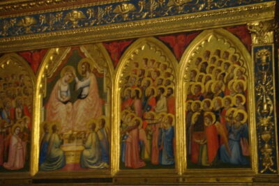 Private Medici Walking Tour – Discover Florence’s Royal Past - San Lorenzo square: when Medici ambition meets Renaissance rebuilding