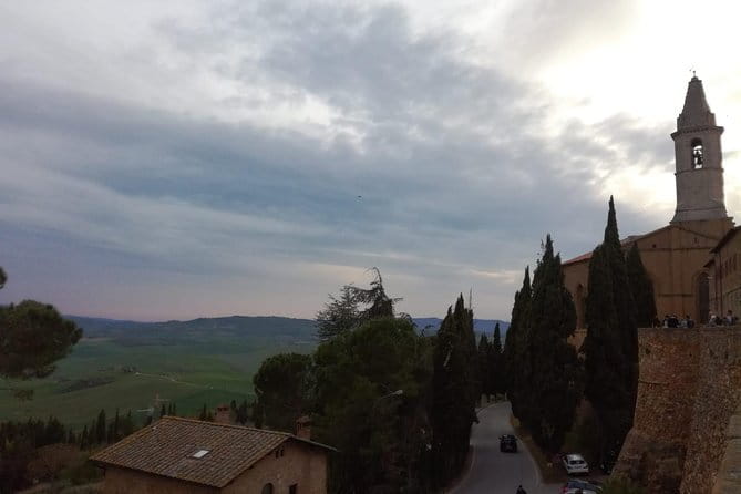Private Montepulciano & Pienza Day Trip from Florence - Montepulciano on foot: Renaissance palazzos and big views