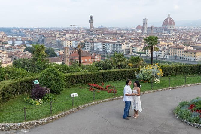 Private Photographer in Florence - Timing, Route Flow, and Why the Stops Work