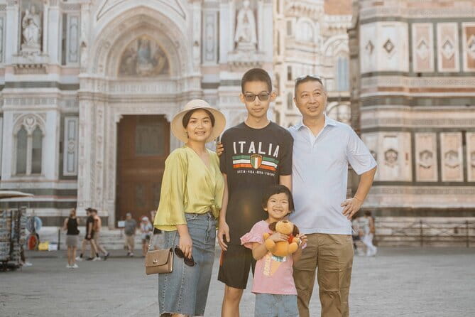 Private Photography Experience in Florence - Medium vs Premium vs Wedding package: which one gives best value