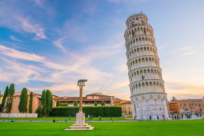 Private Pisa & Lucca Day Tour from Florence - Private transportation: the real luxury is not driving