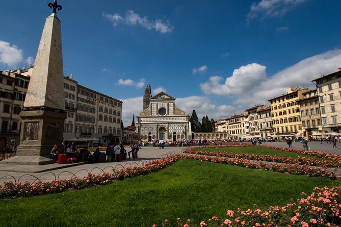 Private Skip-the-Line Florence Highlights and David Walking Tour - Piazza della Signoria and Palazzo Vecchio: Power in Stone