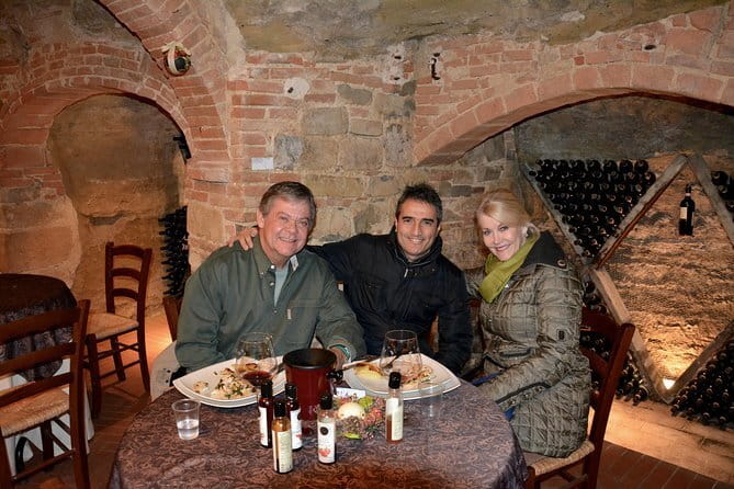 Private Tour: Chianti Region Tour by Minivan - Logistics that actually affect your comfort: time, heat, and vehicle style
