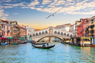Private Tour from Florence: Venice Full Day Tour by Train - From Santa Maria Novella to Venice: timing that controls your day