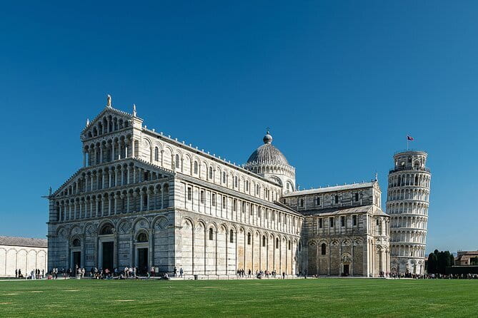 Private Tour: Lucca and Pisa with Typical Pastry Tasting - Key things you’ll notice on this tour