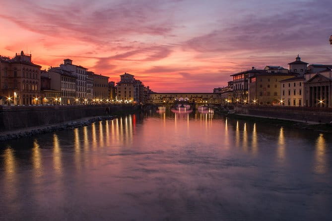 Private Tour of the Dark Heart of Florence at Sunset - Key things you’ll notice on this Florence sunset tour