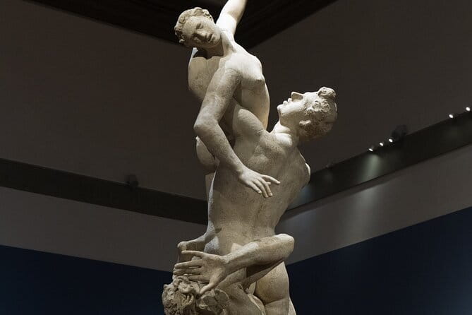 Private Tour: The Academy Gallery - Starting at Via Ricasoli: What the Tour Day Feels Like
