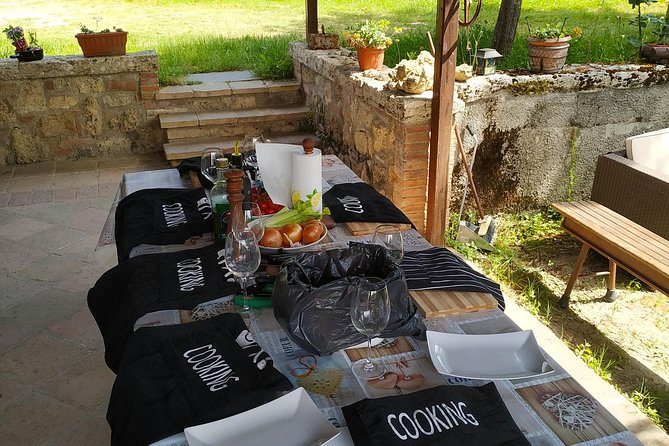 Private Tuscan Cooking Class And Wine Tasting in Radda in Chianti - Timing and logistics: the small things that can make or break your day