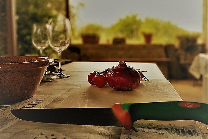 Private Tuscan Cooking Class And Wine Tasting in Radda in Chianti - Patio wine and olive oil first: why this start changes everything