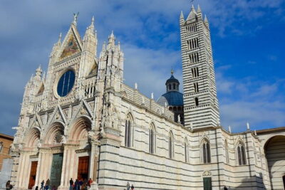 Private Tuscany Tour: Siena, San Gimignano and Chianti Day Trip - Siena’s Il Campo: Medieval Center, Real Character, and Ticket Lines