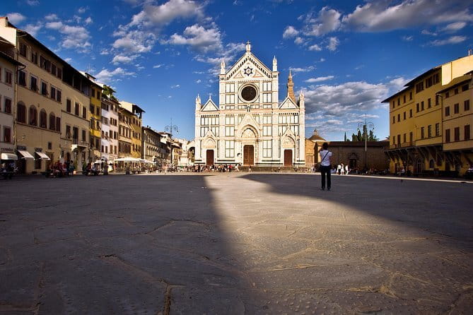 Private Walking Tour of Florence + Santa Croce Basilica - The Florence walking portion: Duomo and Medici connections you can actually use