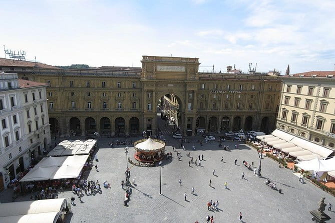 Private Walking Tour Secrets of Florence - Via Tornabuoni: Shopping Boulevard Energy With a Purpose