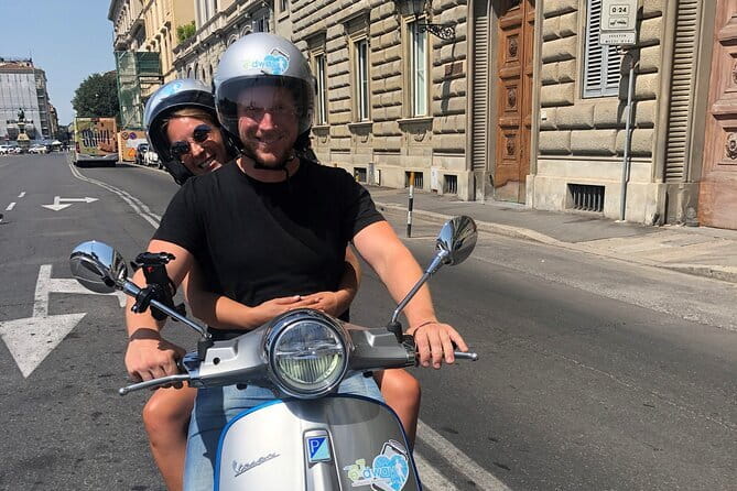 Rent your Electric Vespa 45 in Florence for 8 hours - The 900€ Deposit and the Driver-Readiness Reality Check