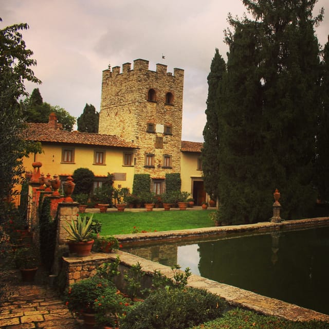 ROMANTIC WINE TOUR FOR 2 - Wine Tour in Chianti (Tuscany) - Two wineries in one day: variety that stays fun
