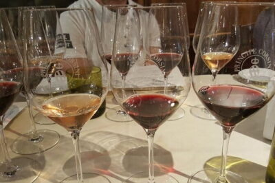 Rosso and Brunello di Montalcino Wine Tour Including Lunch and Visit to 2 Local Wineries - Two family wineries instead of a checklist