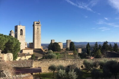 San Gimignano, Saffron and Vernaccia Wine from Florence - Vernaccia di San Gimignano DOCG and a Proper Tuscan Lunch