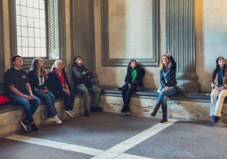 Santa Croce Church Guided Tour in Florence - Cappella de’ Pazzi: Brunelleschi’s balance you can feel