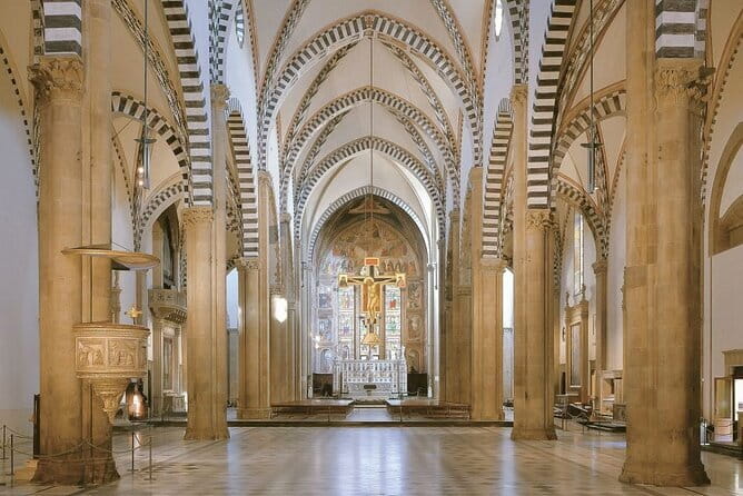 Santa Maria Novella Museum Private Tour With 5- Star Guide - Santa Maria Novella Museum: the building is part of the show