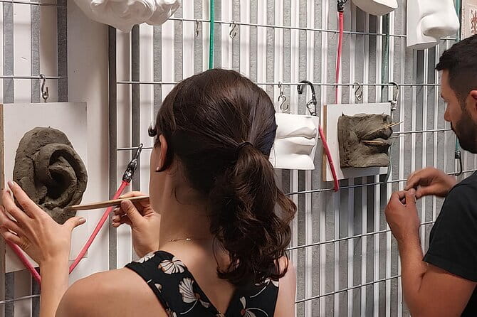 Sculpture in Florence : Traditional Clay modelling class - The Workshop Flow: How the Lesson Likely Unfolds