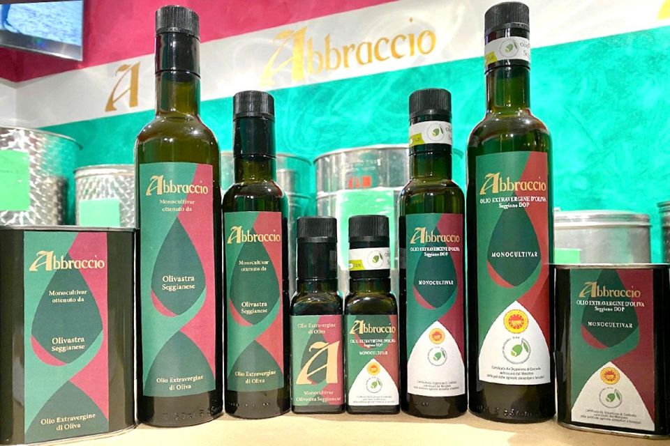 Seggiano: Typical Tuscan Farm Tour with Olive Oil Tasting - Key things to know before you go