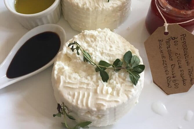 Semi Private tasting and Cheese-making Class in Florence - From curd to your own cheese: what you’ll actually do