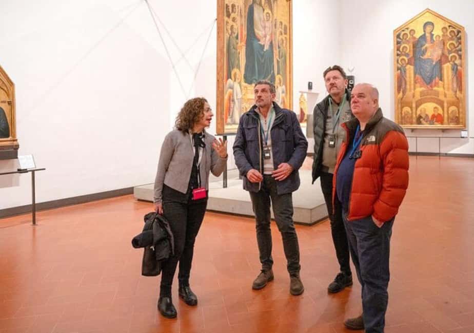 Semi Private Uffizi Gallery Guided Tour in Florence - The Medici story you’ll actually remember on the grand staircase