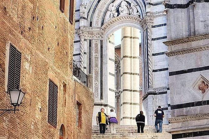 Siena and Chianti Wineries Excursion by Private Luxury Van from Florence - Key points to know before you go