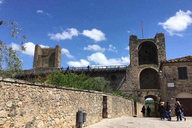 Siena and San Gimignano Tour from Florence - Piazza del Campo and the Palio Atmosphere