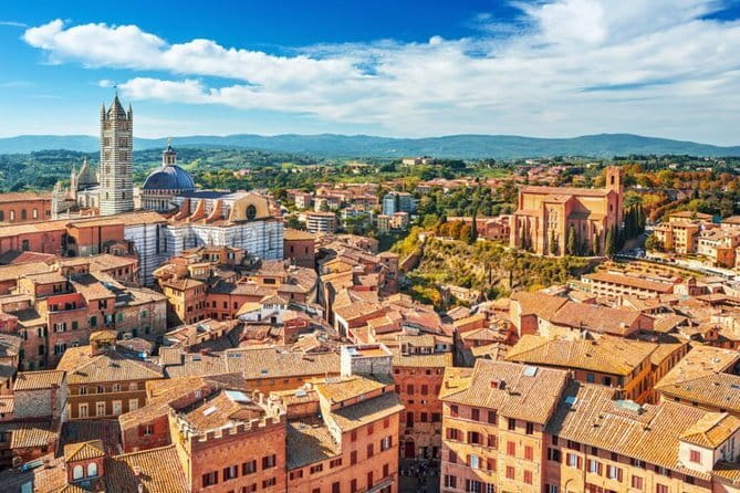 Siena & San Gimignano: Exclusive Tuscany Day Trip from Florence - The private chauffeur day that keeps Florence from eating your whole morning