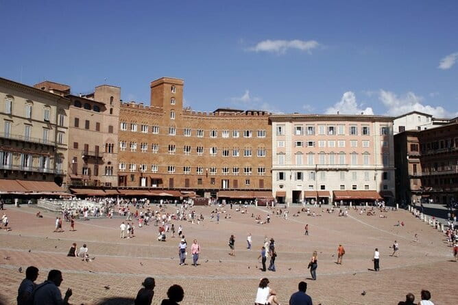 Siena - San Gimignano Private Tour - 9:00 AM pickup from Piazza Adua keeps your day simple