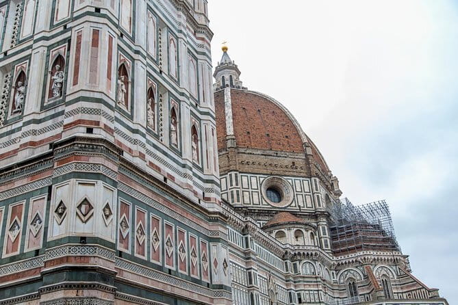 Sightseeing Guided Tour of Florence by Night including Duomo & Palazzo Vecchio - Why this 7:00 pm Florence walk feels worth it