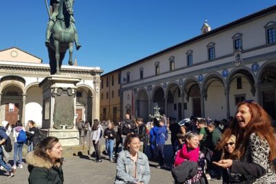 Sit and walk Florence tour with Gelato - Piazza della Signoria: where art and politics sit in the same room