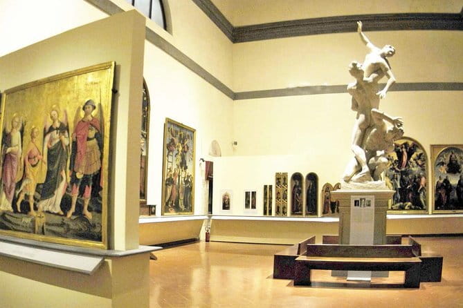 Skip-the-Line Michelangelo's David & Florence Academy Guided Tour w Hotel Pickup - The David moment: more than a postcard statue