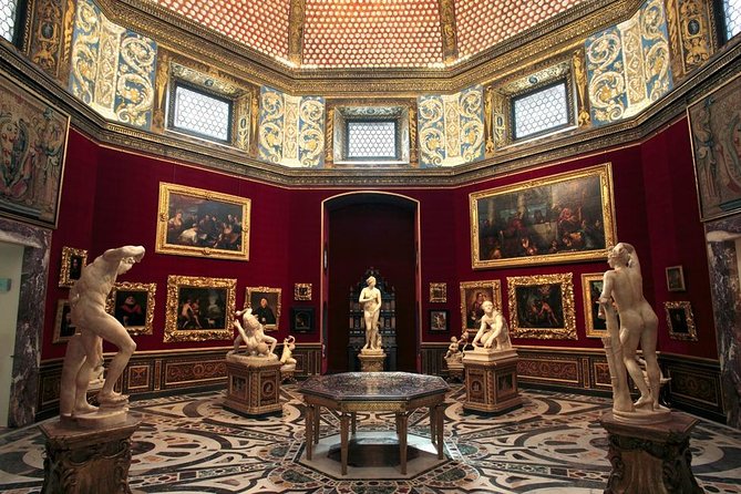 Skip the line Uffizi and Accademia private guided tour - Price and value: what you’re paying for