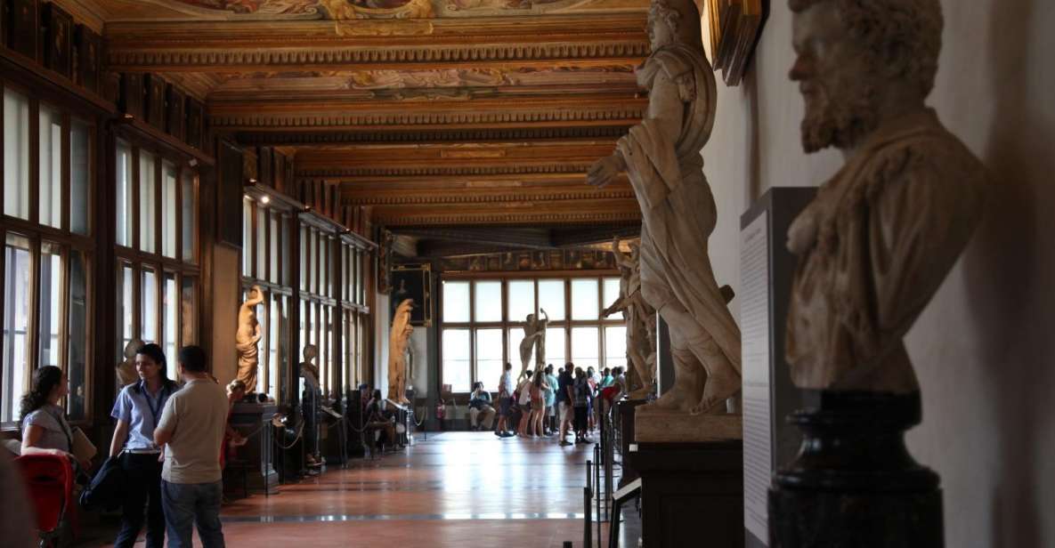 Skip-the-line Uffizi Gallery Reserved Entrance Tickets - Getting in through the separate entrance on your chosen time