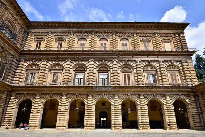 Skip the Line: Uffizi Gallery Ticket in Florence - Don’t Miss the Crowd-Pullers: Works You’ll Recognize Fast