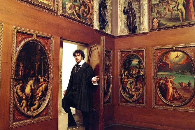 Small-Group Palazzo Vecchio Secret Passages Tour with Lunch Or "Gelato" - What you see on the secret passages walk