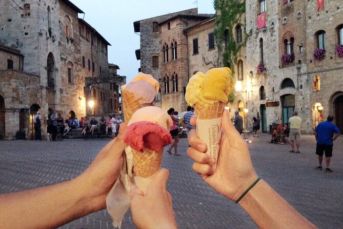 Small group San Gimignano, Tuscany & Pisa from Florence - The guide touch: why it changes the Pisa experience