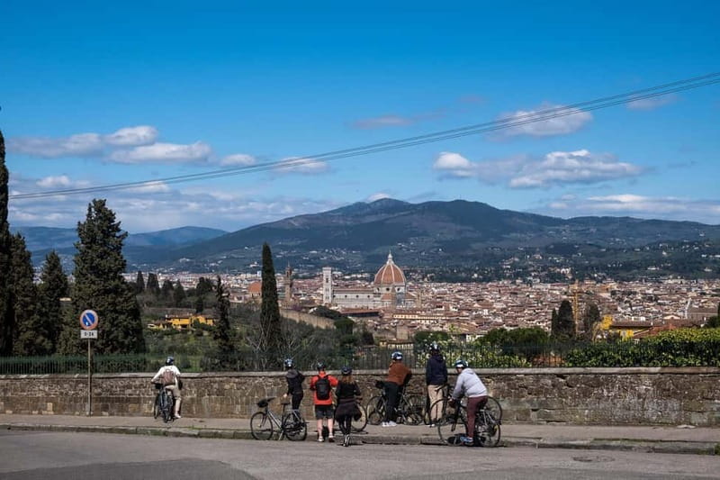 Sunset E-bike Tour of Tuscan & Florentine Hills with tasting - From Palazzo Pitti Area to Tuscan Hills at Golden Hour