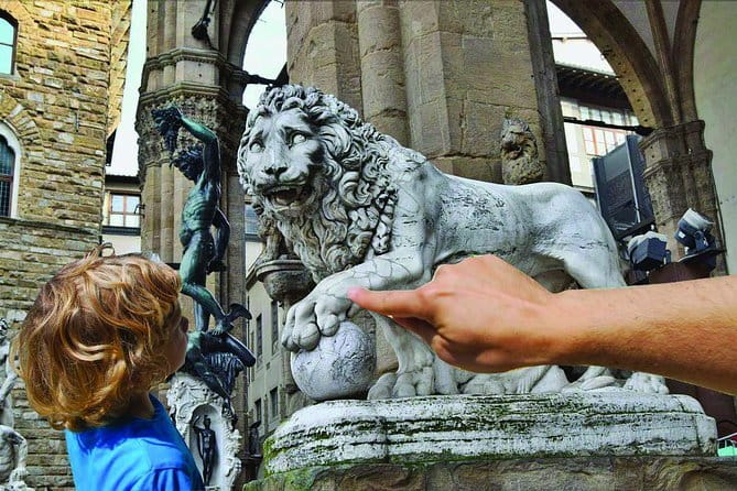 The Best Of Classic Florence - Private Tour - Piazzale degli Uffizi: the art you see before you even buy a ticket