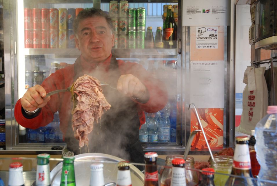 The Original Street Food & Market Tour of Florence - Meeting in Piazza dei Ciompi: easy to find, no fuss