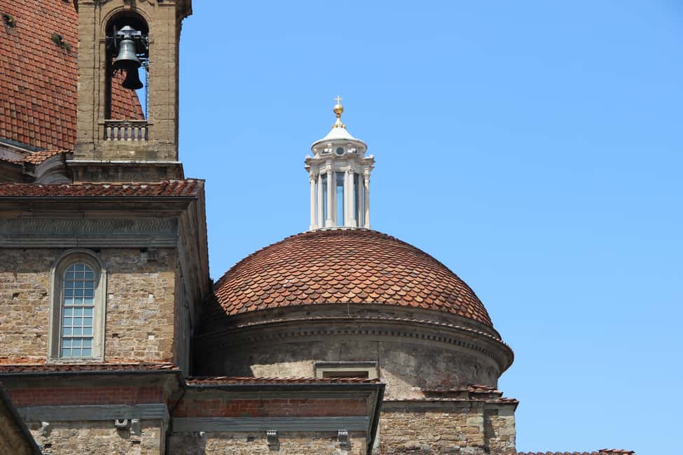 The places of the Medici family: the Palace and the Chapels - Start at Riccardi Medici Palace: the Medici story begins with control