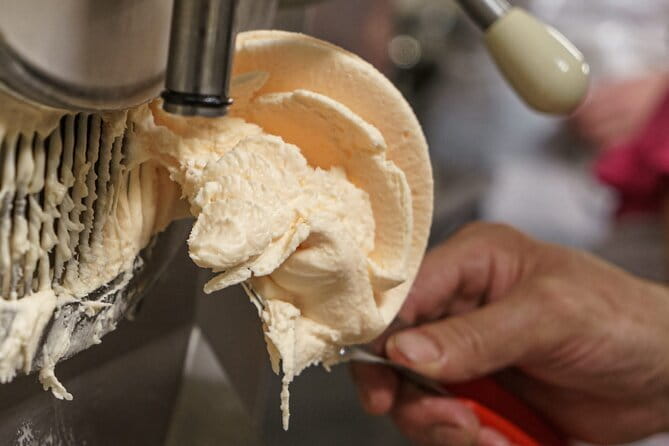 The Real Italian Artisan Gelato - Why This Florence Gelato Lesson Feels Like a Real Craft