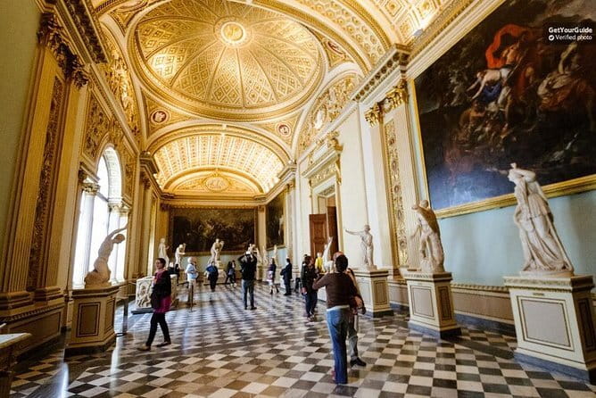 The Uffizi discovery tour with your private guide in Florence - What the private guide adds (and why you should care)